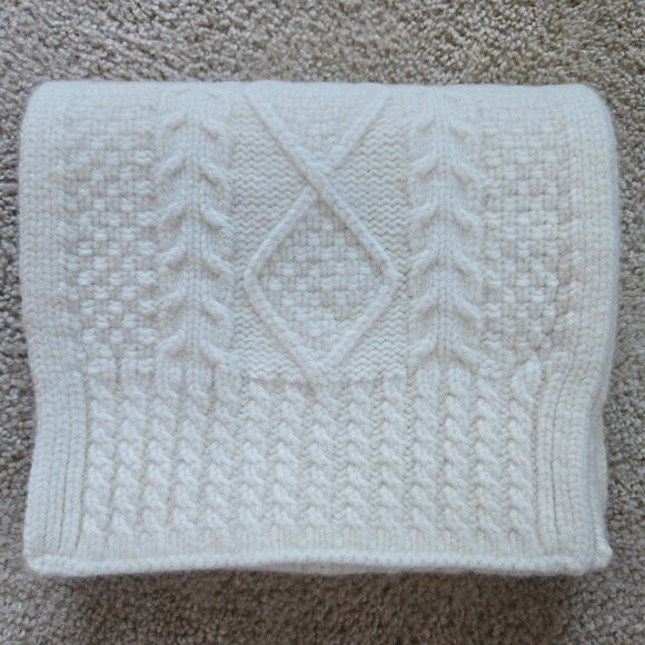 Brooks Brothers {{{THICK}}} Merino Wool Cable Knit Ivory Scarf - Picture 13 of 16